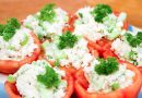 Tomates farcies à la salade de crabe