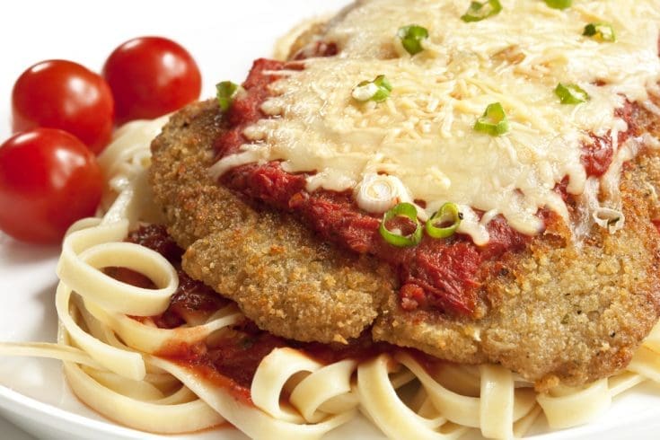 Longe de porc parmigiana