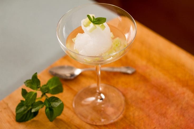 Entremets au Mr. Freeze, gin et concombre