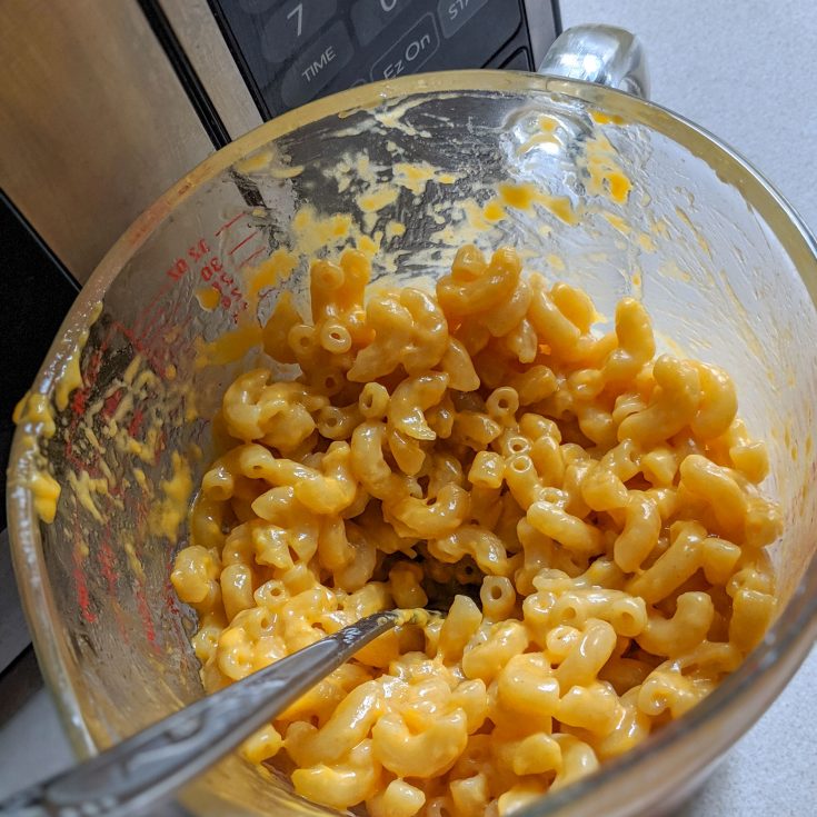 Mac n’ cheese (macaroni au fromage) au micro-ondes