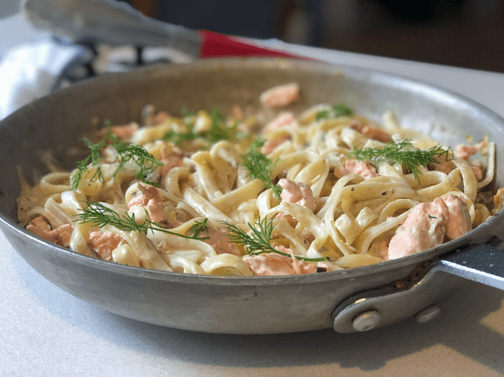 Tagliatelle au saumon & aneth sauce crème