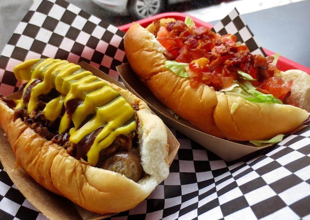 Top 4 restaurants à hotdogs de Montréal Bob le Chef