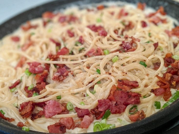 Pâtes carbonara dans une seule casserole (one pot pasta)