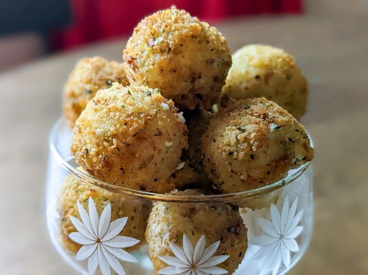 Petites bouchées de Boursin frit