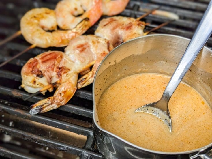 Crevettes sauce coco gingembre épicée sur le BBQ