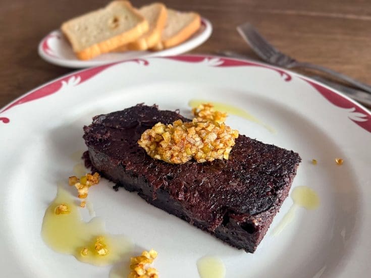 Boudin avec brunoise de pommes au brandy