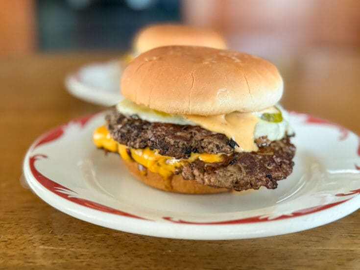 Double smash burger comme au casse-croûte